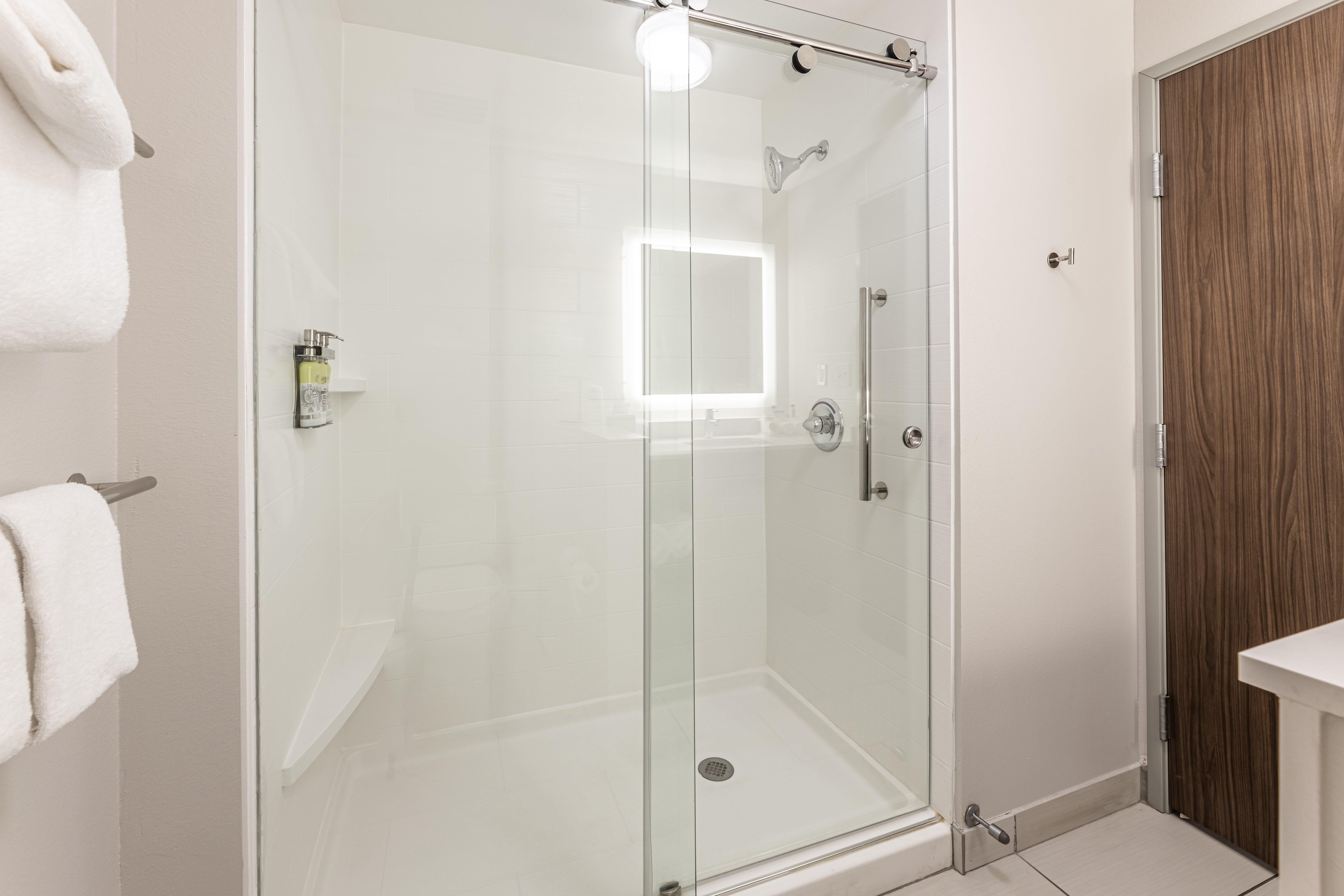 Holiday Inn Express & Suites - Rantoul By Ihg Bagian luar foto