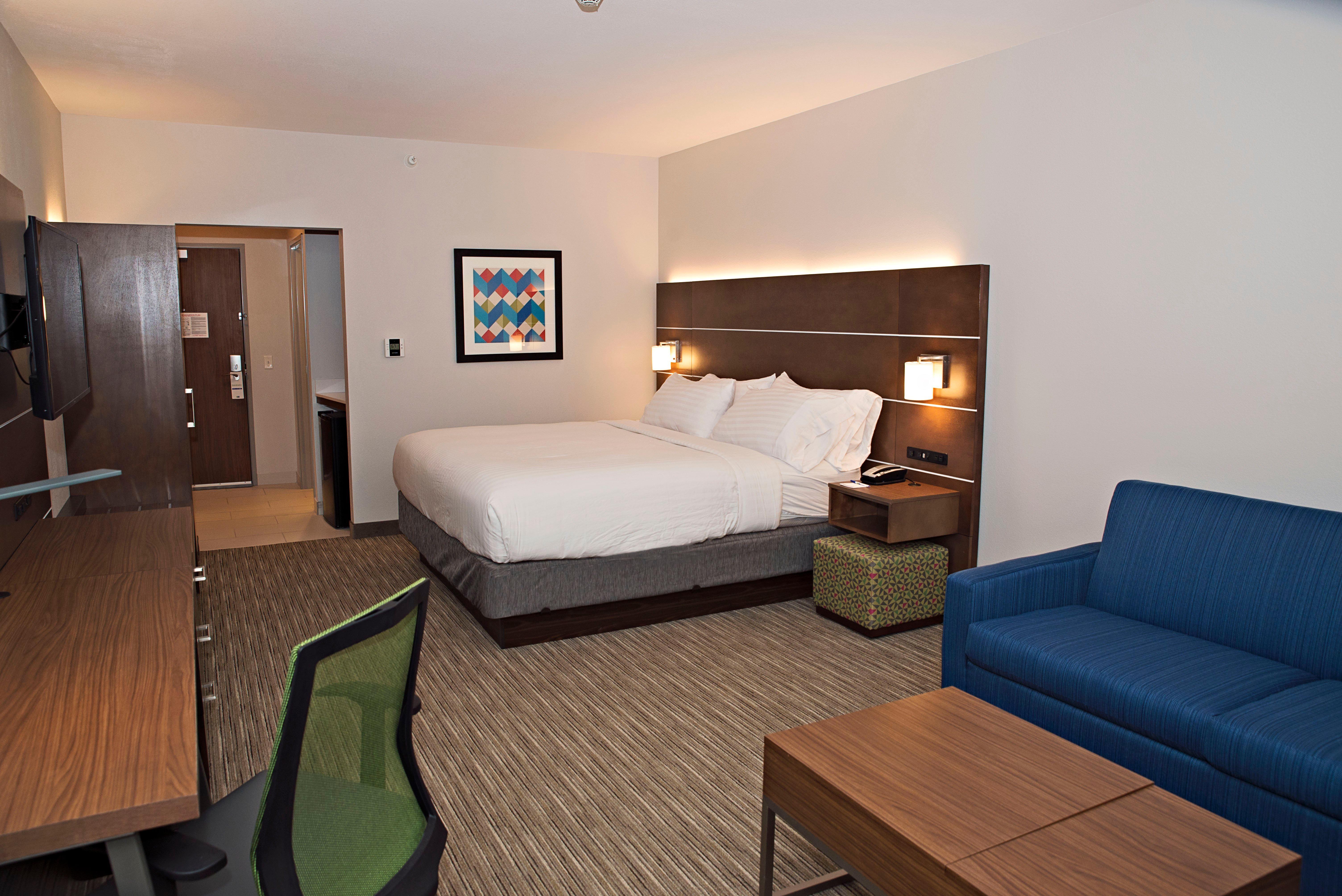 Holiday Inn Express & Suites - Rantoul By Ihg Bagian luar foto