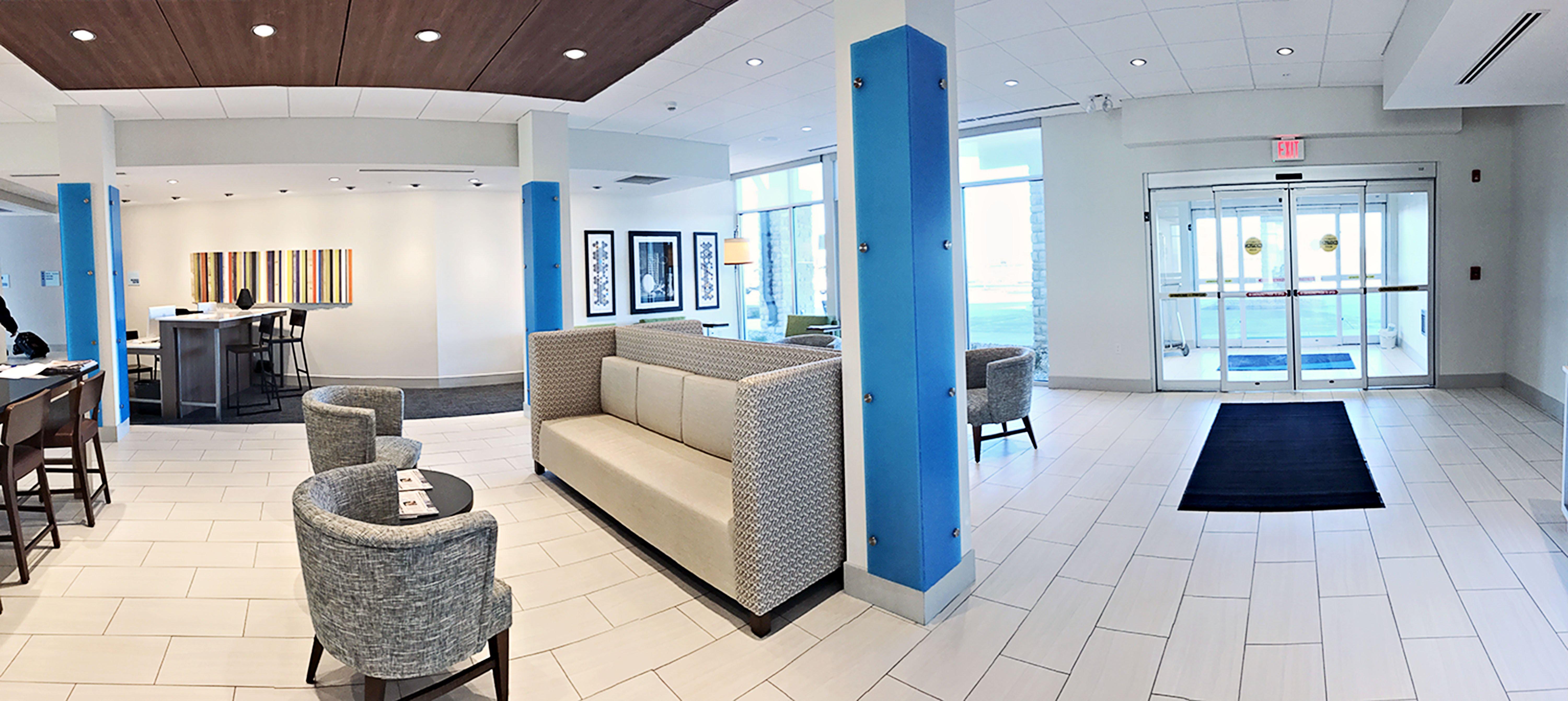 Holiday Inn Express & Suites - Rantoul By Ihg Bagian luar foto