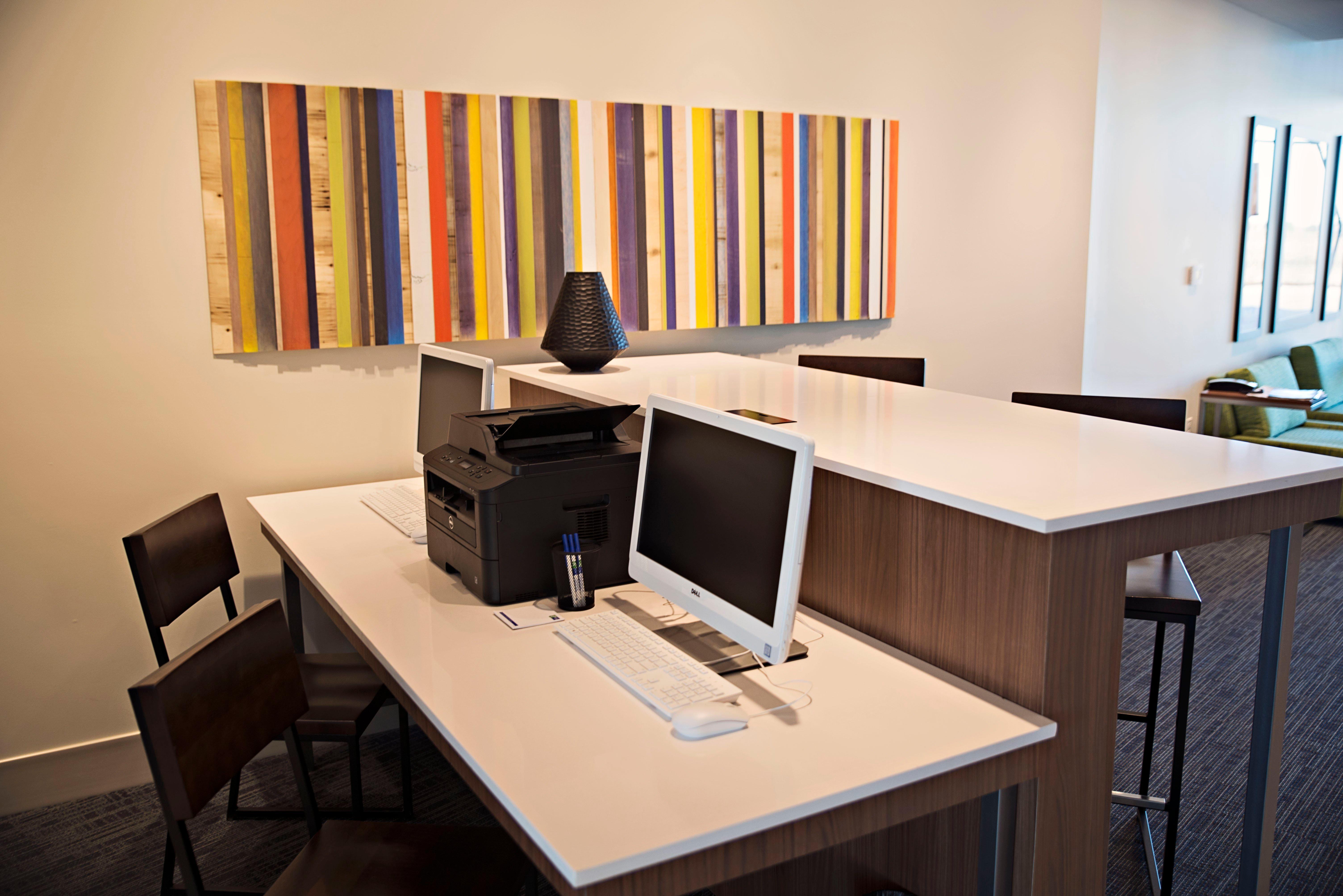 Holiday Inn Express & Suites - Rantoul By Ihg Bagian luar foto