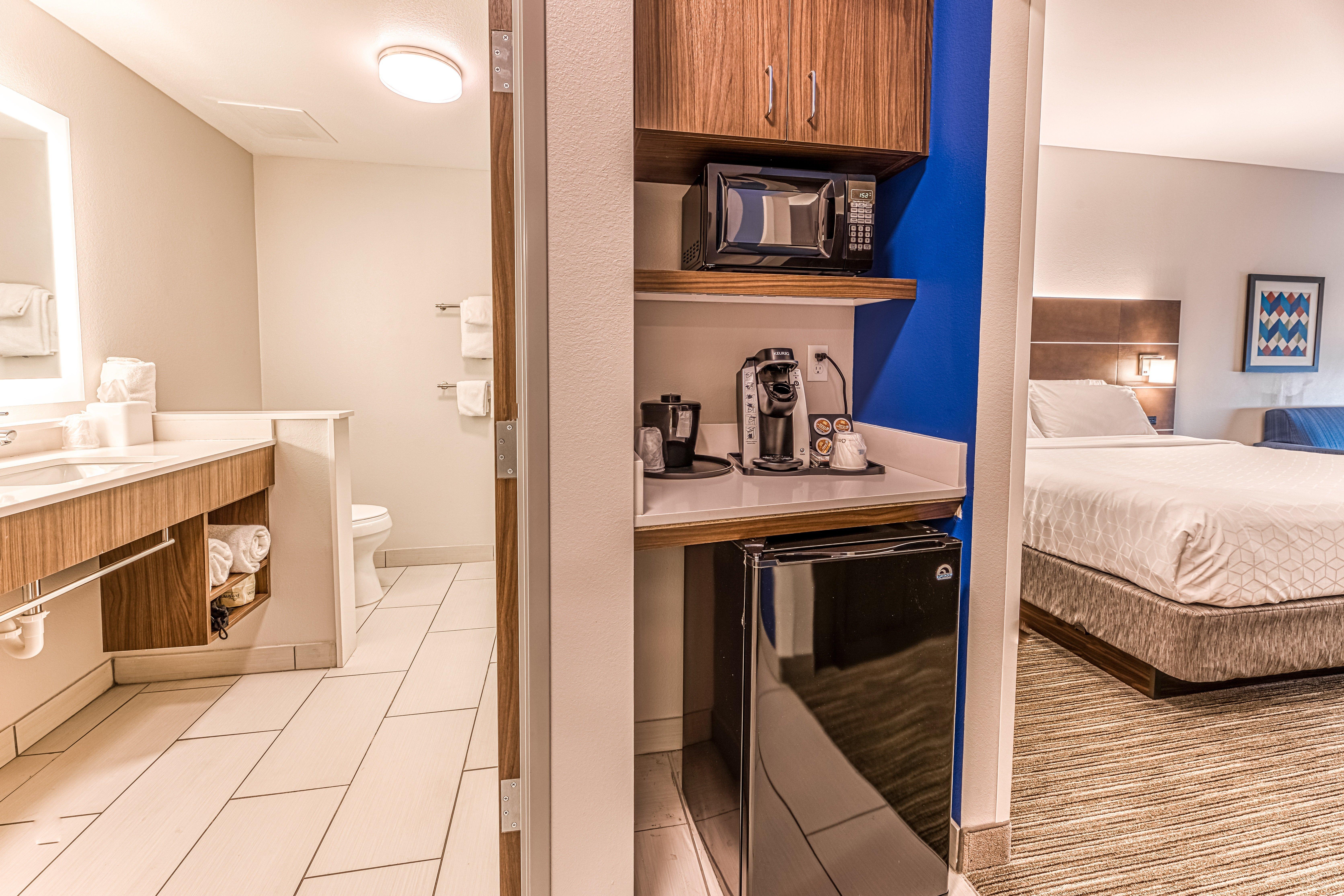 Holiday Inn Express & Suites - Rantoul By Ihg Bagian luar foto