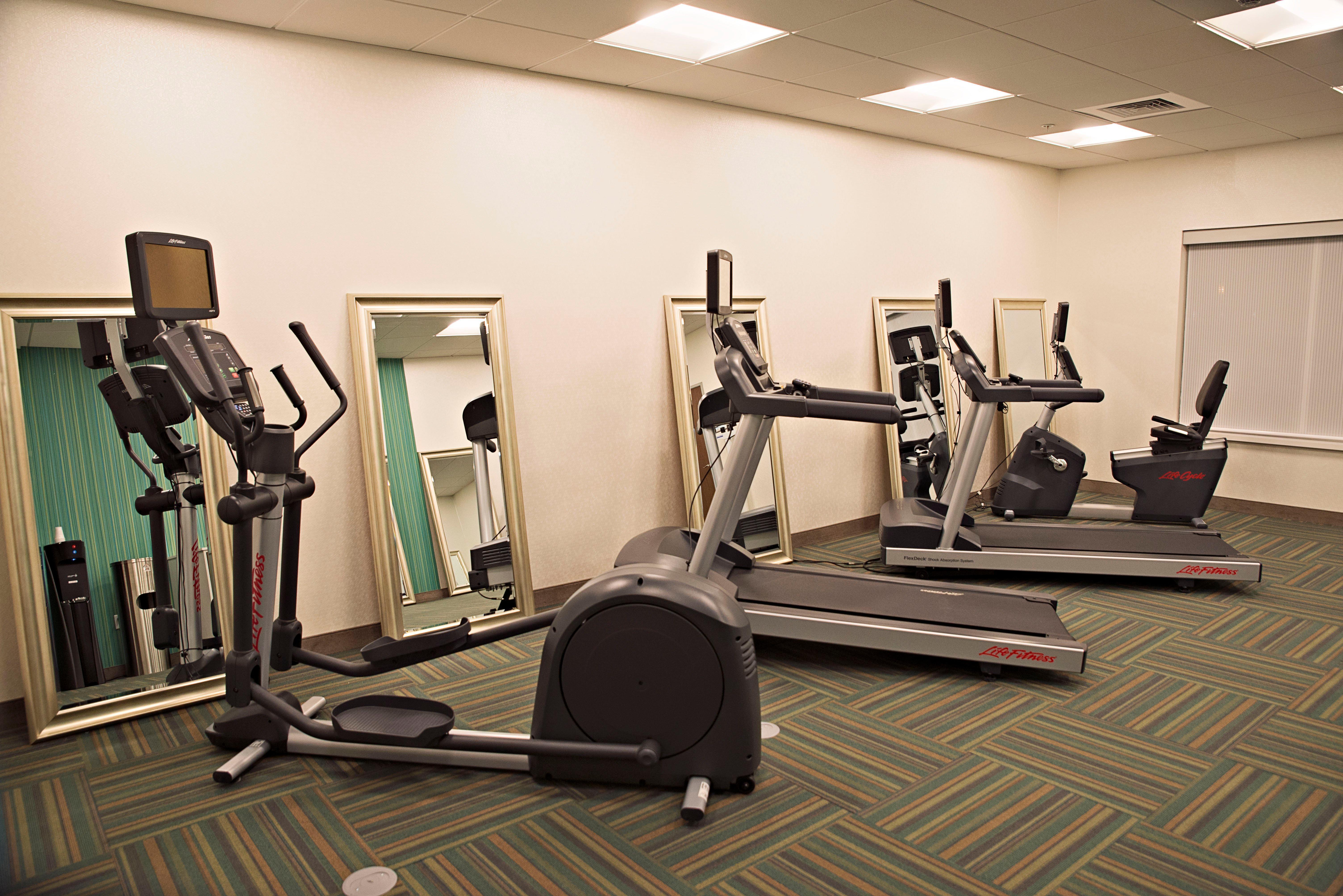 Holiday Inn Express & Suites - Rantoul By Ihg Bagian luar foto